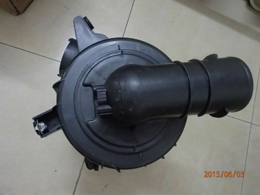 2.2 D Pokrycie filtra powietrza silnika 17220-30181 dla Toyota Hiace Diesel OE NO. 17220-30181