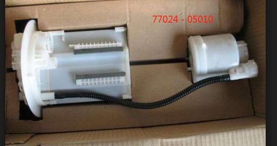 TOYOTA AURIS Filtr paliwowy 77024-05010 z importowanym papierem filtracyjnym