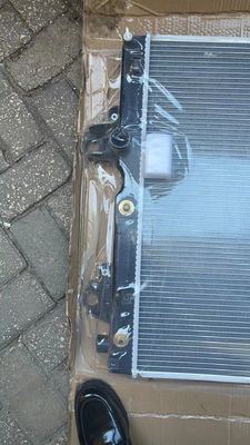 Land Cruiser 150 Automatyczny chłodniak 16400-30300 dla Toyoty Prado 3.0 TDI