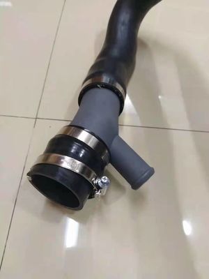 LR024305 Węzeł do wchłaniania powietrza w układzie gazu międzychłodzącego Evoque L538