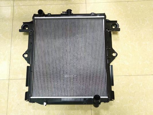 Auto chłodnicy 16400-17401 dla toyota Landcruiser HZJ76 zaufany przez właścicieli HZJ76