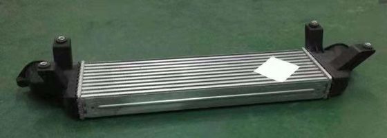Intercooler dla Mitsubishi L200 2.4 4WD KB5T 2019-2020 1530A161 Niestandardowy projekt