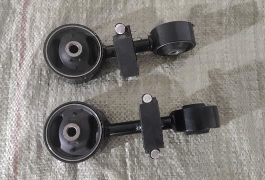 OEM Standard Torque Strut Mount Marmon Ride Control 12363-28050 dla Toyota Harrier ACU30 2003-2012