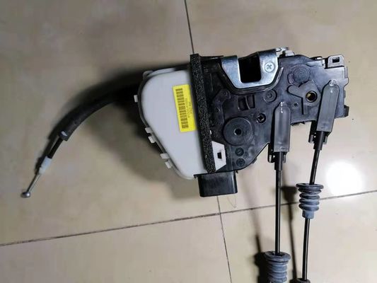 Santa Fe 81320-2W010 Zamknięcie drzwi wejściowych System zamykający Koreańskie części samochodowe