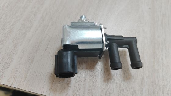 Wynik kontroli oczyszczania zawór magnetyczny dla Mitsubishi 02-03 Lancer Colt Outlander Galant Legnum MR507781
