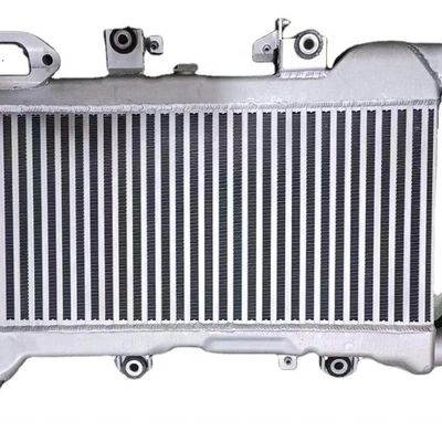 Aluminiowy Intercooler Assy OE NO. 17940-51020 dla Toyoty Landcruiser 2012-2020