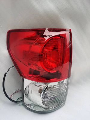 Światło tylne 12V dla Toyoty Tundra 07-09 81560-0C070 2006- Napięcie 12V Rok 2006- 12V