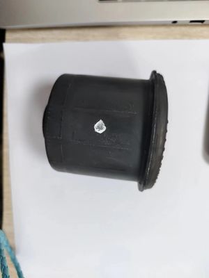 Do Hyundai Accent Kia Rio Bush Ręka z oponami z Oem 55160-1R000