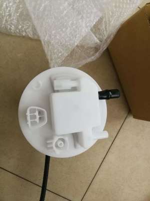 Filtr paliwowy w zbiorniku OE nr 77024-42011 z importowanym papierem filtracyjnym dla Toyota Lexus NX Rav4