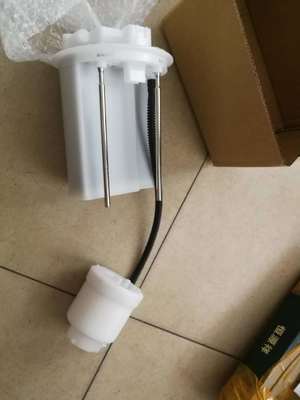 Filtr paliwowy w zbiorniku OE nr 77024-42011 z importowanym papierem filtracyjnym dla Toyota Lexus NX Rav4