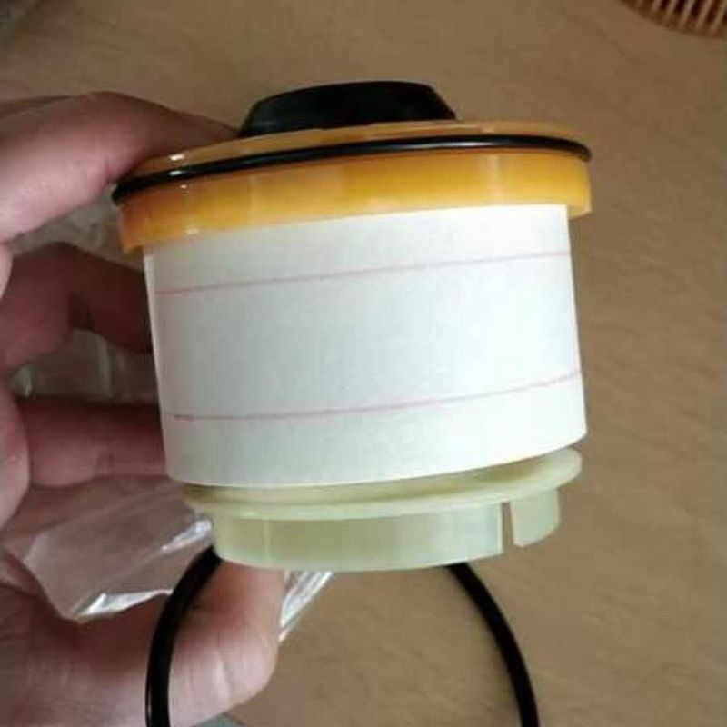 Filtr paliwowy 1770A025 1770A338 dla Mitsubishi Pajero Triton L200