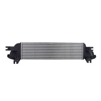 Intercooler dla Mitsubishi L200 2.4 4WD KB5T 2019-2020 1530A161 Niestandardowy projekt