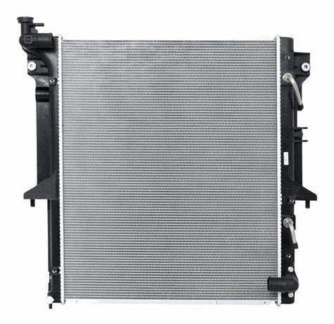 Niestandardowy grzejnik do MITSUBISHI L200 Triton 3.5 4WD MN135119 1350A346 i trwały
