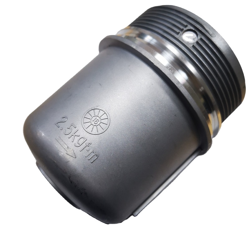 Obudowa filtra olejowego dla NISSAN NAVARA D40 15201-VC100 OEM Zastąpienie z 2002-2009, 2019-Range roku